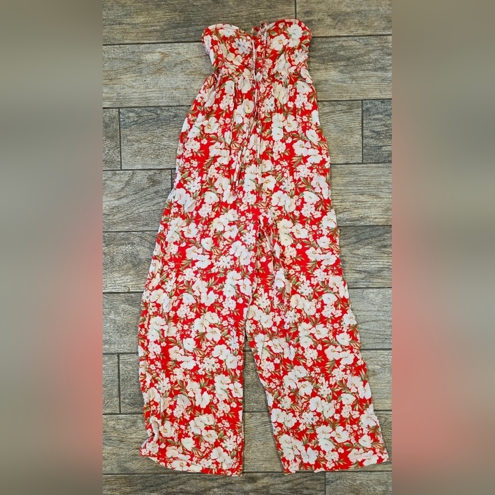 American Eagle Outfitters AE  Red and White Floral Jumpsuit Summer Flowy